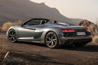 Audi R8 Spyder 5,2 FSI V10 performance RWD (570 KM) A7 S-tronic (2)