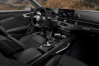 Audi RS4 2,9 TFSI Quattro (450 KM) A8 Tiptronic (1)