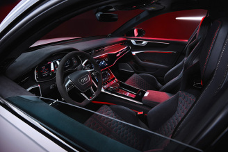 Audi RS6 4,0 TFSI Quattro (630 KM) A8 Tiptronic (1)