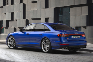 Audi S8 4,0 TFSI Quattro (571 KM) A8 Tiptronic (2)