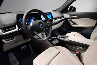 BMW iX1 eDrive20 (204 KM | 64,8 kWh) (1)
