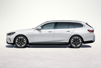 BMW Seria 5 Touring 520i (208 KM) A8 Steptronic (1)