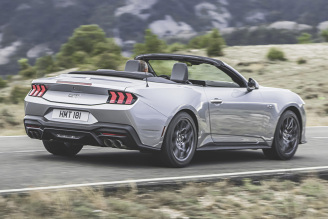 Ford Mustang Convertible 5,0 Ti VCT V8 (446 KM) M6 (2)