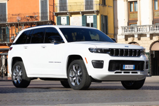 Jeep Grand Cherokee 2,0 T-GDI 4xe Plug-In Hybrid (380 KM) A8 (3)