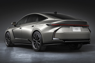 Lexus ES (2026) 2,5 HEV (201 KM) e-CVT (2)