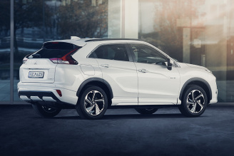 Mitsubishi Eclipse Cross 2,4 MIVEC (188 KM) S-AWC CVT (3)