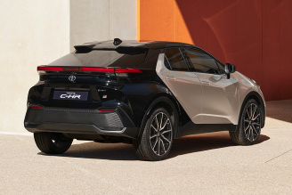 Toyota C-HR PHEV 2,0 PHEV (223 KM) e-CVT (2)