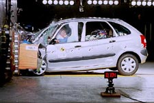 EuroNCAP: Test zderzeniowy piciu minivanw 3