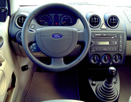 Nowy Ford Fiesta w salonach 3