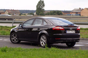 Niedostatek Mondeo 4