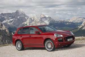 Nowe Porsche Cayenne GTS 2