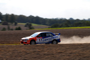 Mitsubishi Lancer Evolution na podium Rajdu Orlen 3