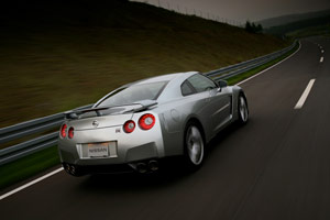 Nowy Nissan GT-R wchodzi na scen 2