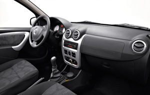 Dacia prezentuje kompaktowego hatchbacka - Sandero 4
