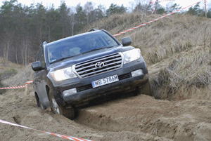 Nowy Land Cruiser V8 - polska prezentacja 2