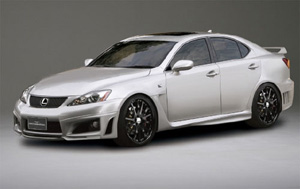 Agresywny Lexus IS-F 1