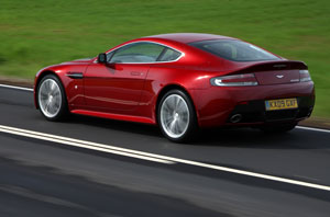 Aston Martin V12 Vantage w akcji! 1