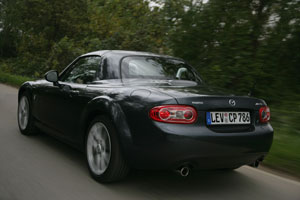 Wielbiciele roadsterw wituj 20-lecie MX-5 2