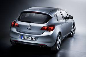 Nowy Opel Astra - sport z domieszk elegancji 2