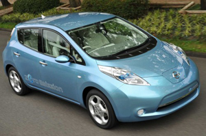 Elektryczny Nissan LEAF z zerow emisj spalin 1