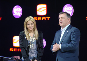 Shakira gwiazd Salonu Samochodowego w Genewie 1