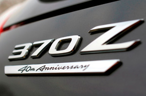 Nissan 370Z: back to black 1