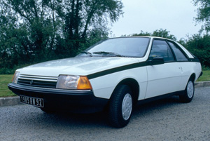 Trzydzieci lat Renault Fuego 4