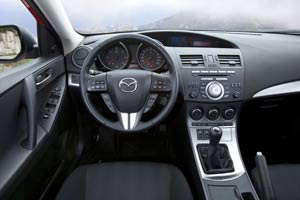 Mazda3 z nowym silnikiem wysokoprnym 3