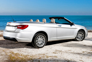 Chrysler 200 Convertible zadebiutuje w Chicago 1