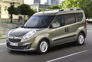 Nowy Opel Combo 1