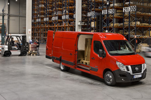 Zupenie nowy Nissan NV400 3