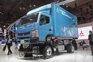 Fuso podczas Tokyo Motor Show 2011 1