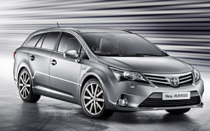 Odmodzona Toyota Avensis - premiera w Polsce 3