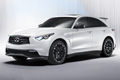 Infiniti FX S. Vettel wchodzi do produkcji