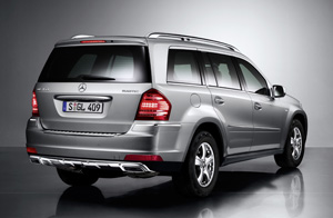 Nowy Mercedes-Benz GL - klasa S wrd SUV-w 1