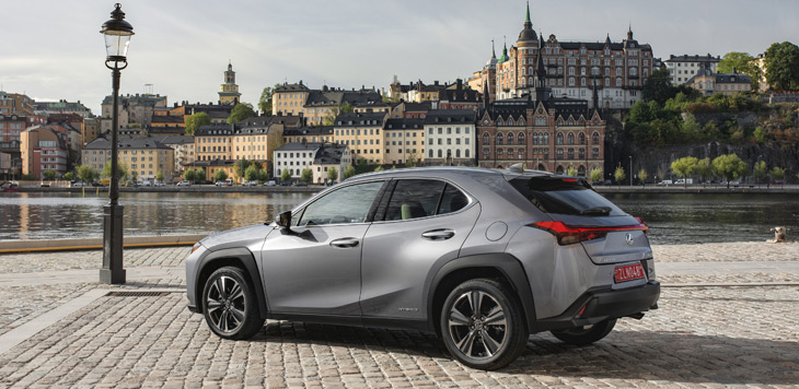 Nowy crossover Lexus UX