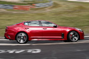 Kia Stinger Sportowym Samochodem Roku