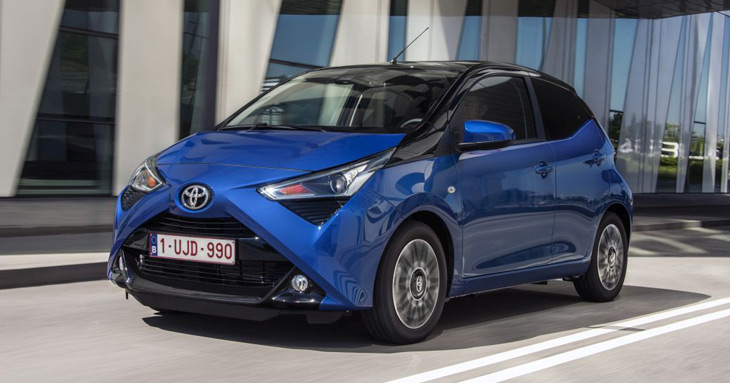 Toyota Aygo lider wśród małych miejskich aut MotoGazeta