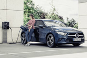 Mercedes-Benz: szeroka gama hybryd plug-in trzeciej generacji