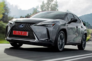 Lexus sprzedaje coraz wicej aut. Crossover UX hitem