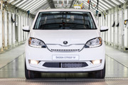 Pierwsza Skoda CITIGOe iV opucia lini produkcyjn fabryki