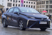 Toyota Mirai testowana przez Parlament Europejski