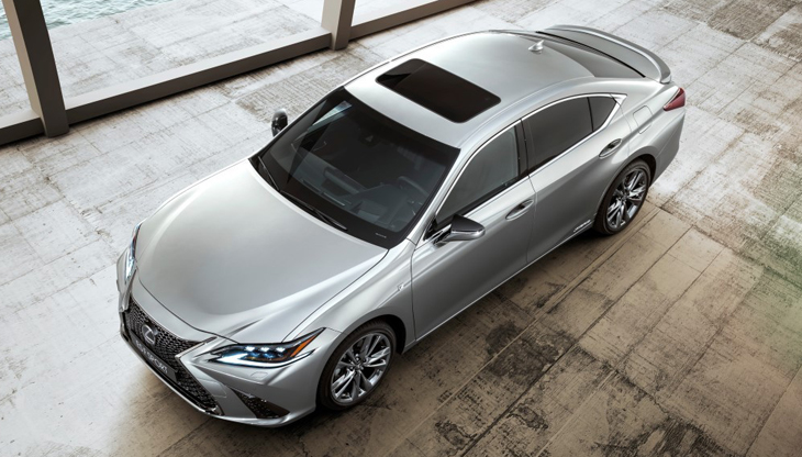 Lexus ES