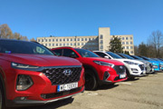 Hyundai przekaza samochody prasowe szpitalowi MSWiA