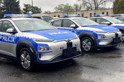 Bezemisyjne radiowozy Hyundai KONA Electric w subie Policji
