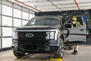 Pierwsze przedprodukcyjne egzemplarze Forda F-150 Lightning