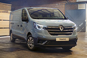 Mona ju zamawia nowe Renault Trafic