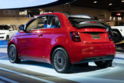 Nowy Fiat 500 na Targach Elektroniki Uytkowej w Las Vegas 