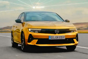 Nowy Opel Astra z kompletem opcji cznoci i intuicyjn obsug
