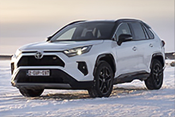 Przedstawiamy Toyot RAV4 w wersji GR SPORT